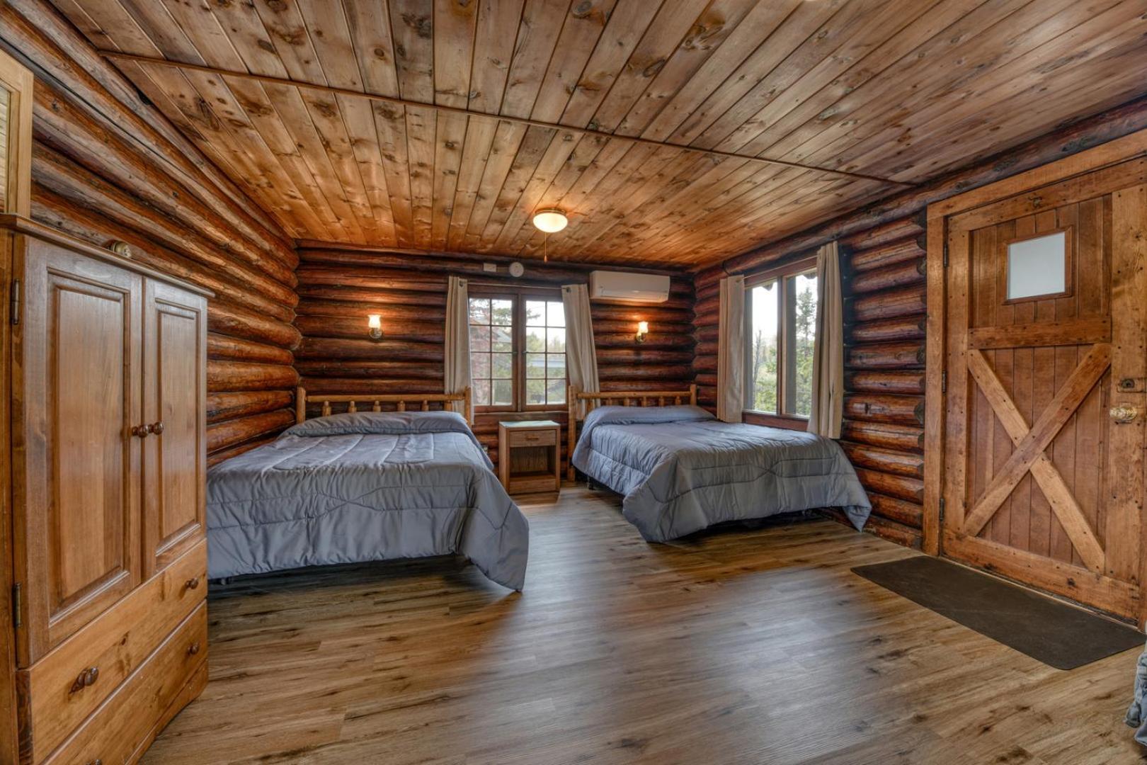 Edgewater Resort アイアンマウンテン エクステリア 写真